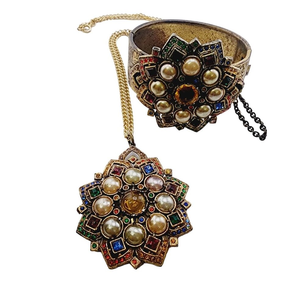 Vintage Czech? Style Demi Parure (A4520)